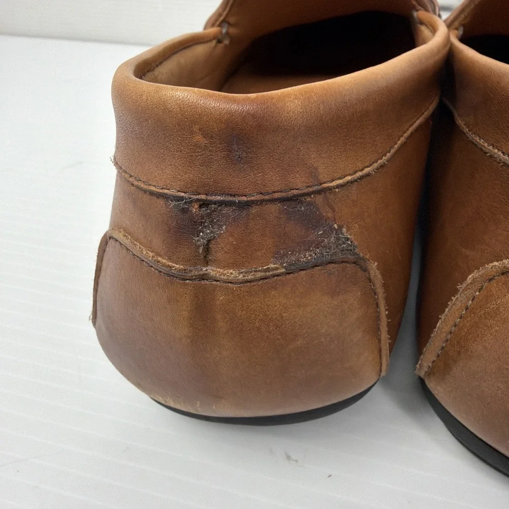 Allen Edmonds‎ 
